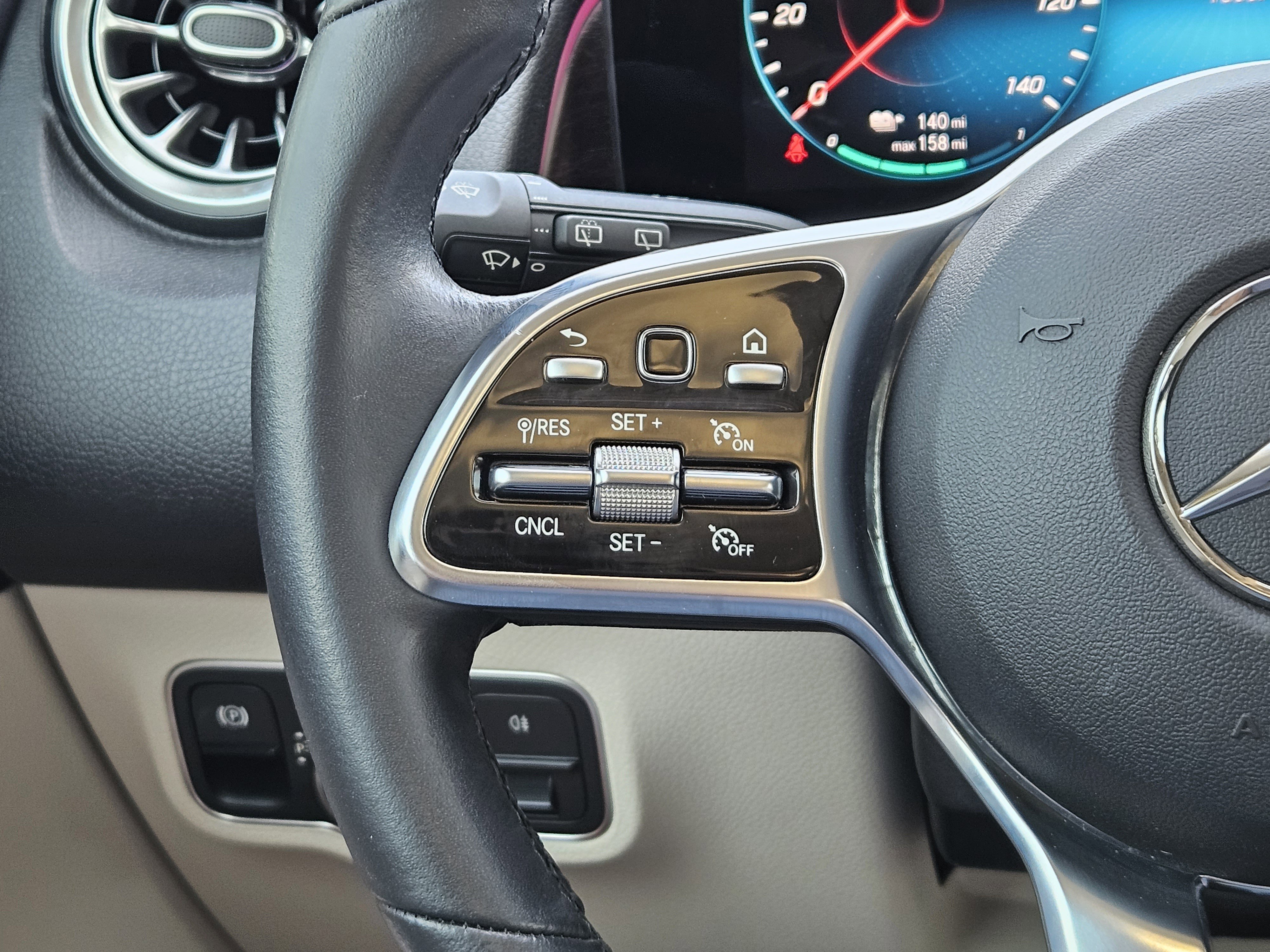 Certified 2023 Mercedes-Benz EQB 350 4MATIC SUV image 28