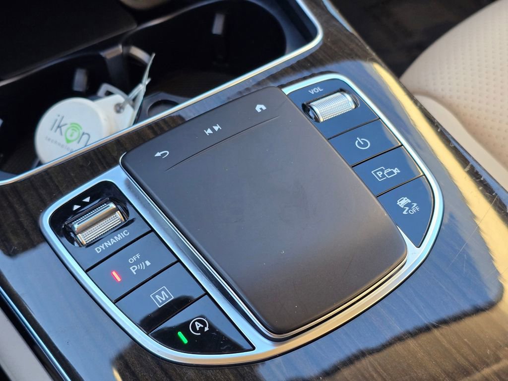 Used 2021 Mercedes-Benz GLC 300 4MATIC image 31