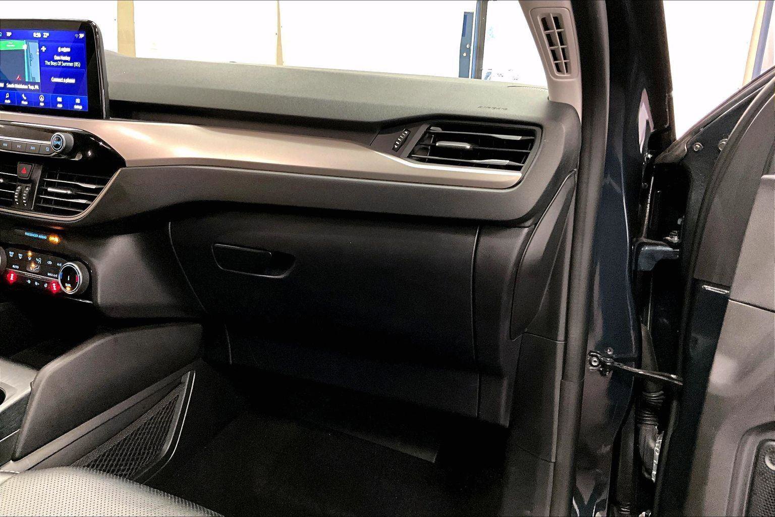 Certified 2022 Ford Escape SEL image 15