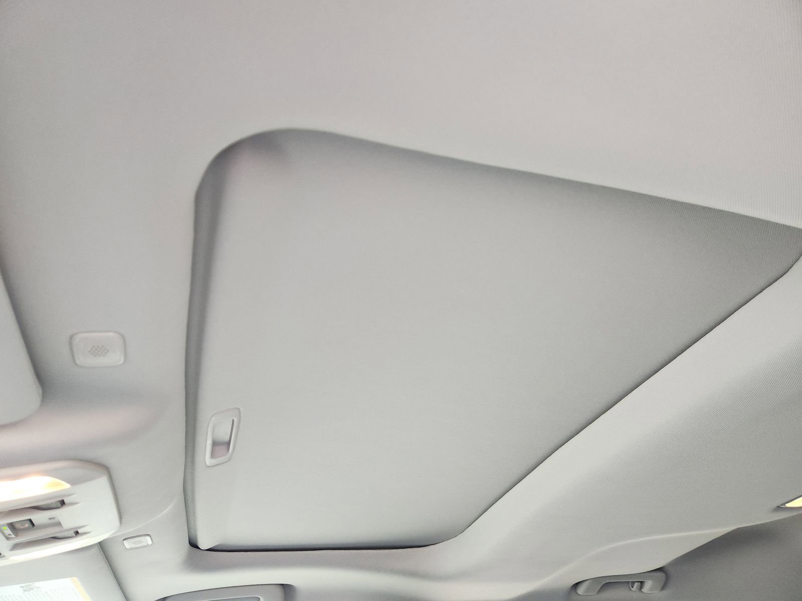 New 2026 Toyota Highlander Limited image 24