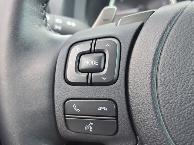 Used 2025 Lexus IS 350 F Sport w/ Accessory Package 2 image 32