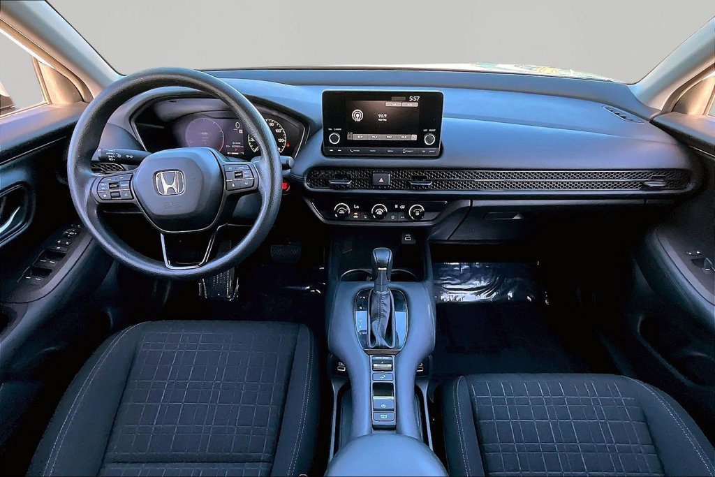 Used 2023 Honda HR-V LX image 8