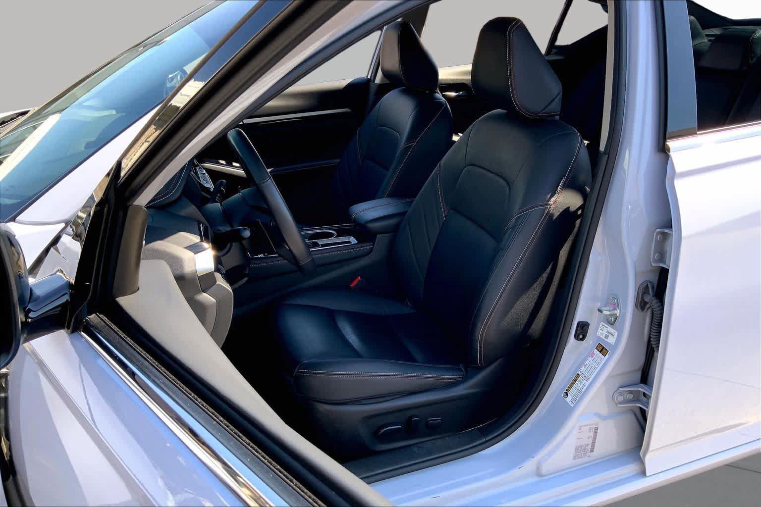 Used 2024 Nissan Altima 2.5 SR w/ SR Premium Package FWD image 8