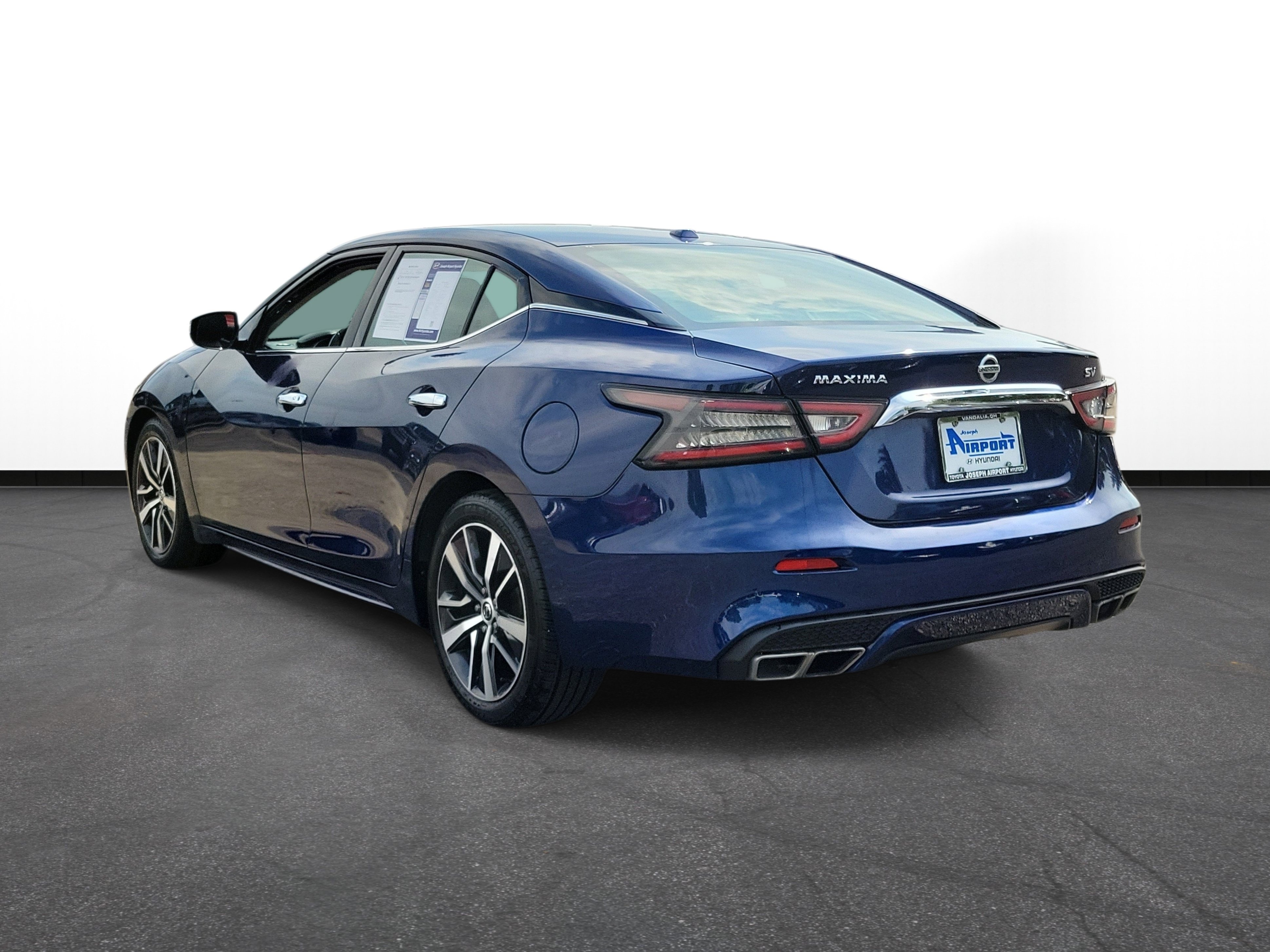 Used 2019 Nissan Maxima 3.5 SV w/ Floor Mat Group FWD image 3