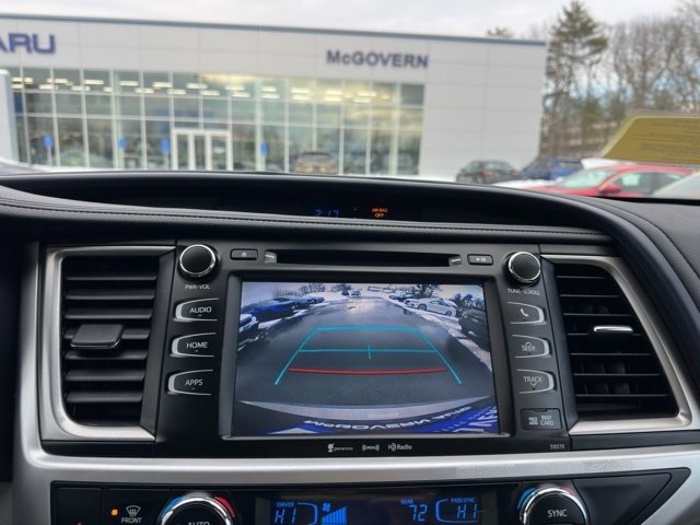 Used 2018 Toyota Highlander XLE image 10