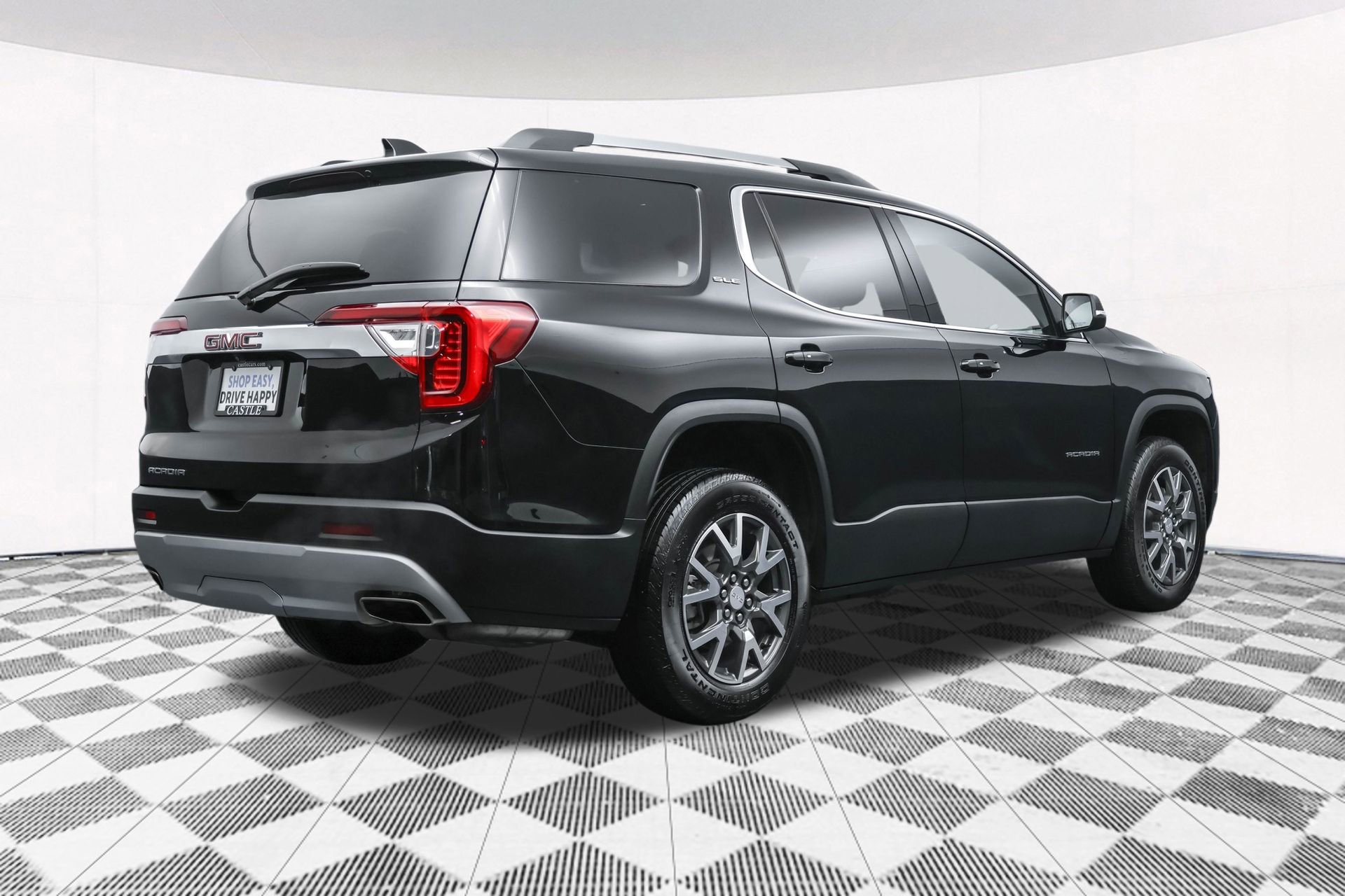 Used 2023 GMC Acadia SLE w/ Driver Convenience Package image 17