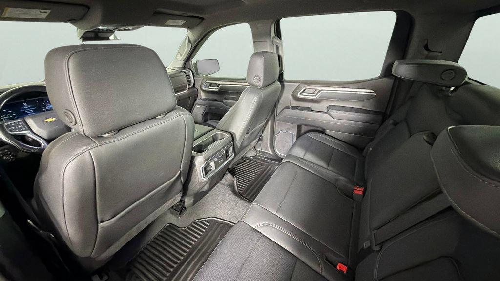 Used 2024 Chevrolet Silverado 1500 LTZ w/ Technology Package AWD/4WD image 23