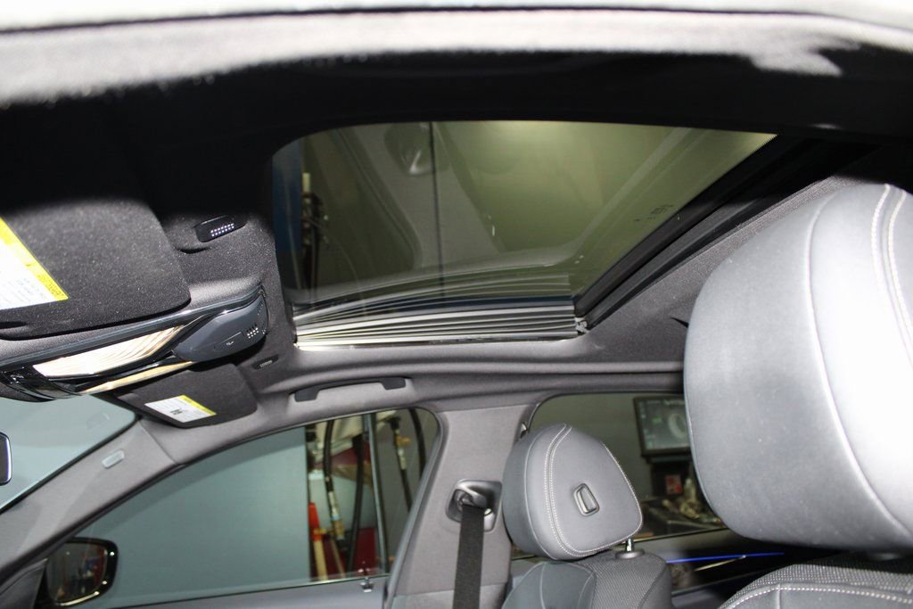 Used 2023 BMW 530i xDrive w/ Convenience Package image 40