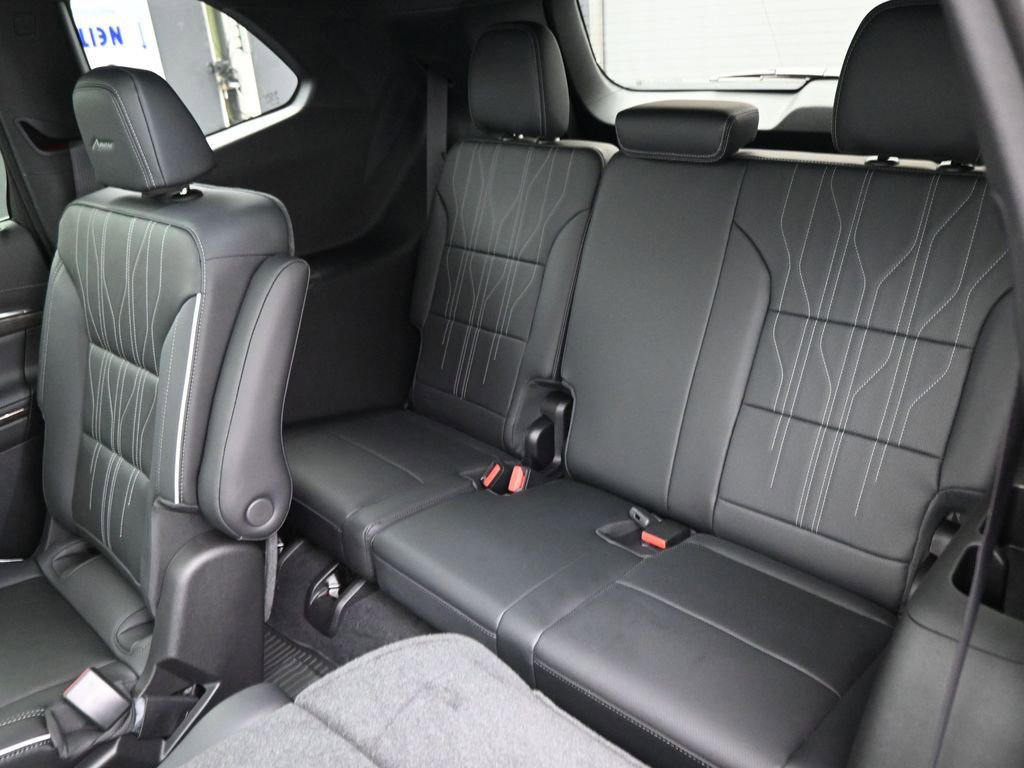 New 2025 Buick Enclave Avenir w/ Super Cruise Package image 24