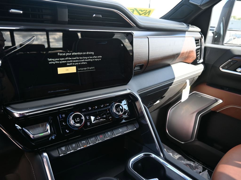 New 2026 GMC Sierra 3500 Denali Ultimate image 24