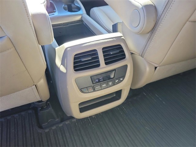 Used 2016 Honda Pilot EX-L image 11