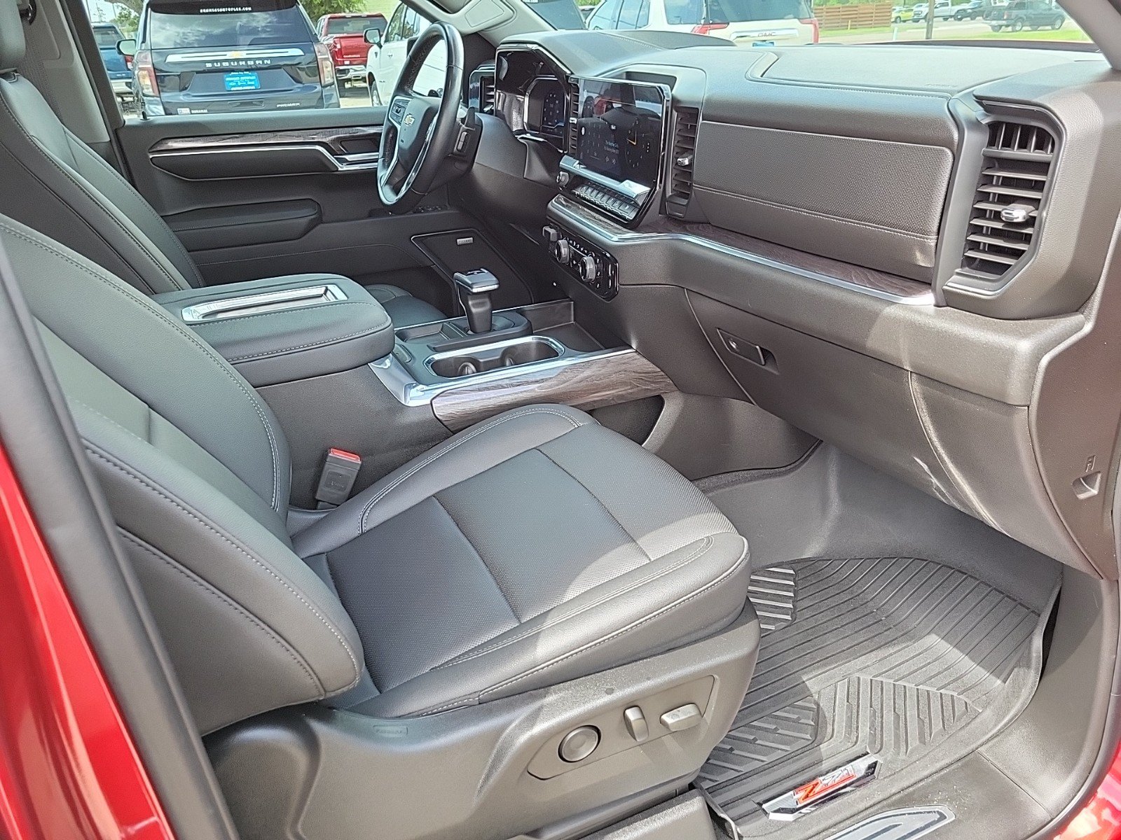 Used 2022 Chevrolet Silverado 1500 LTZ w/ LTZ Premium Texas Edition AWD/4WD image 9