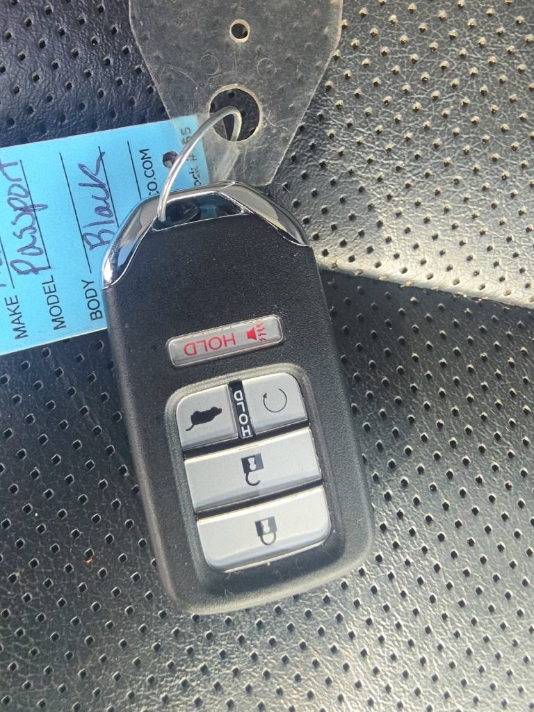 Used 2023 Honda Passport EX-L image 35