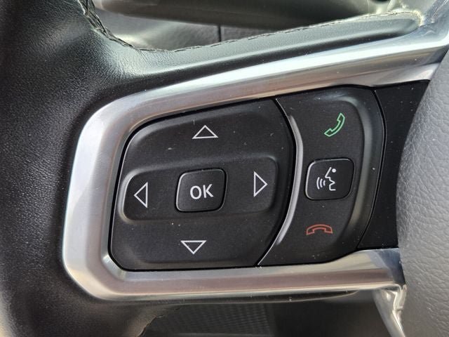 Used 2020 Jeep Wrangler Unlimited Sahara AWD/4WD image 27