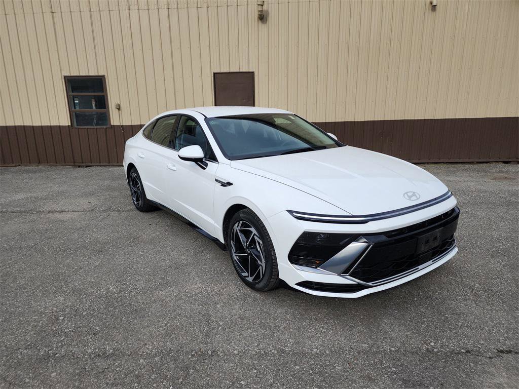 New 2026 Hyundai Sonata SEL