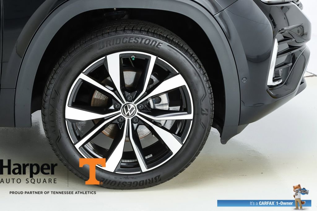 Used 2025 Volkswagen Atlas SEL Premium R-Line AWD/4WD image 14
