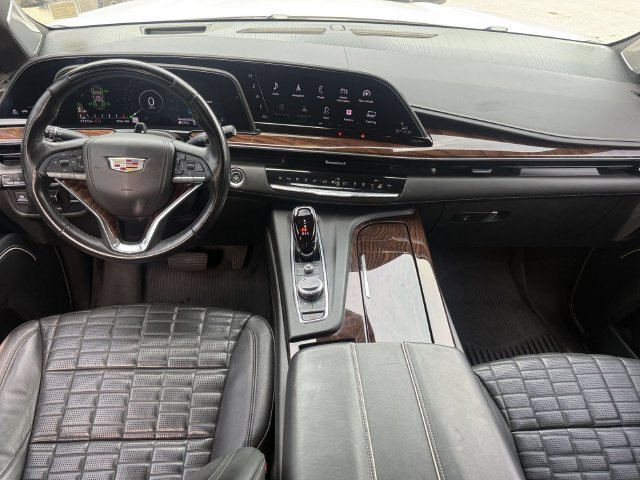 Used 2021 Cadillac Escalade Sport Platinum w/ LPO, ONYX Package AWD/4WD image 14