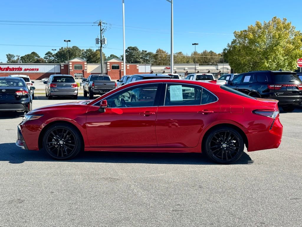 Used 2023 Toyota Camry XSE image 3