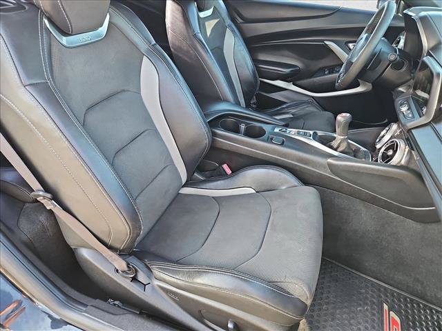 Certified 2018 Chevrolet Camaro SS RWD image 18