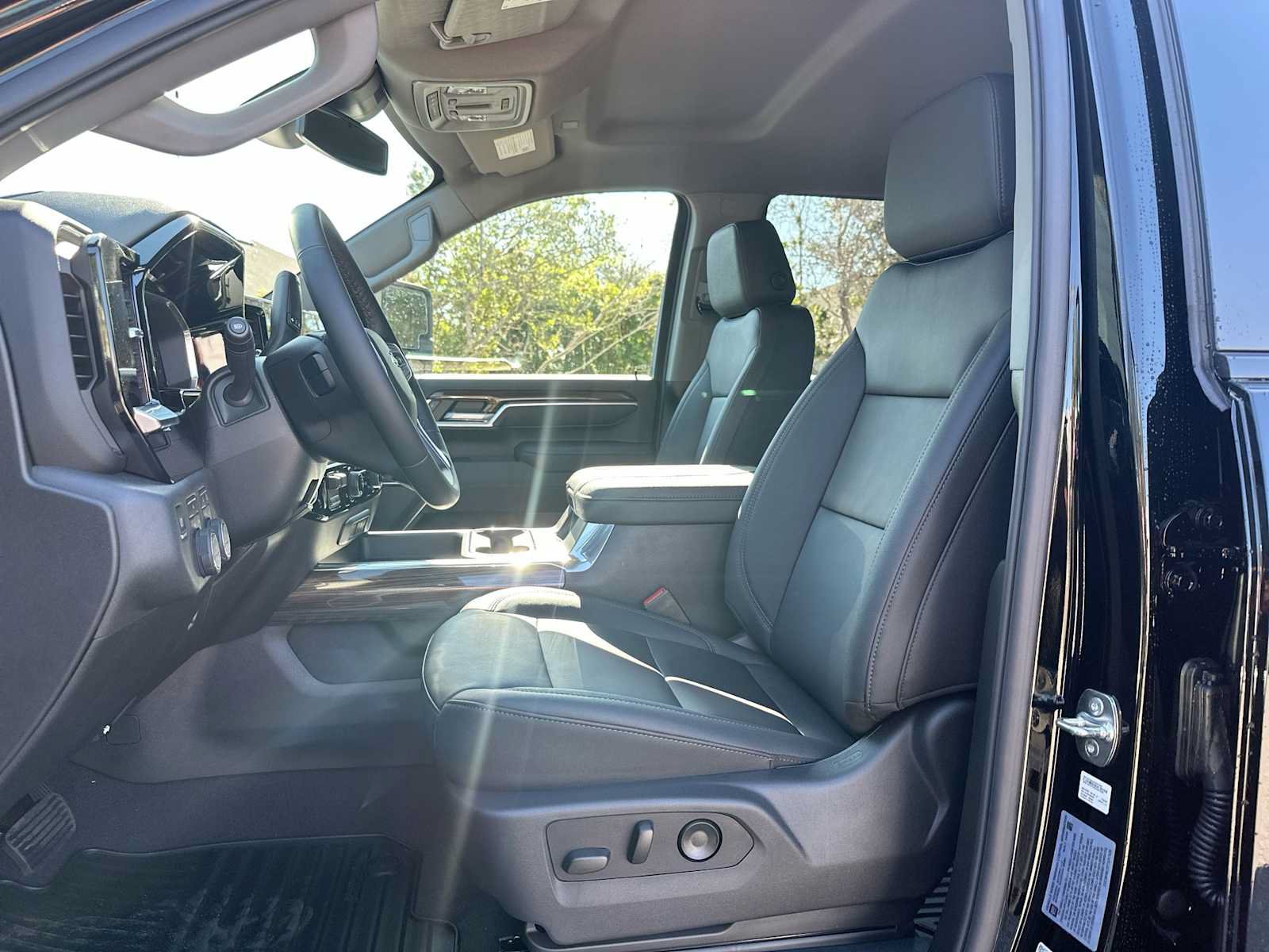 New 2026 Chevrolet Silverado 2500 LT w/ Trail Boss Package AWD/4WD image 15