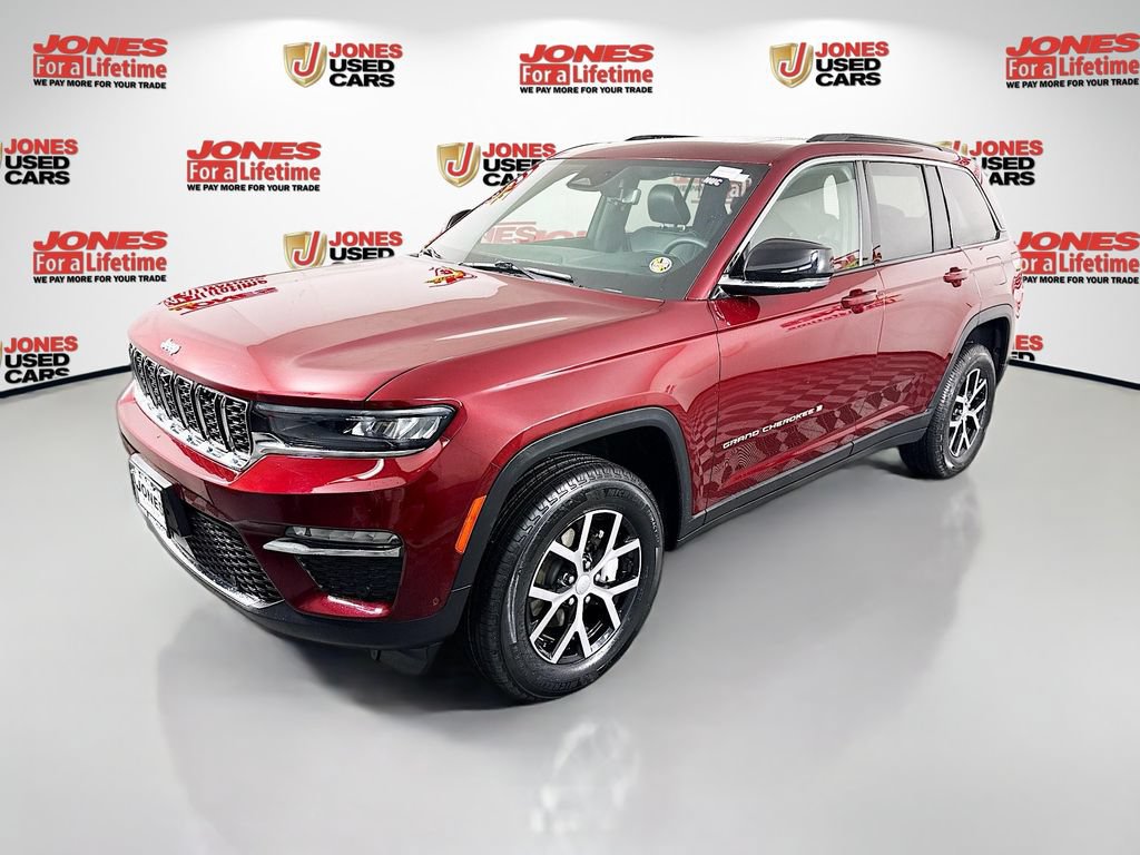 Used 2025 Jeep Grand Cherokee Limited w/ Luxury Tech Group II AWD/4WD image 15