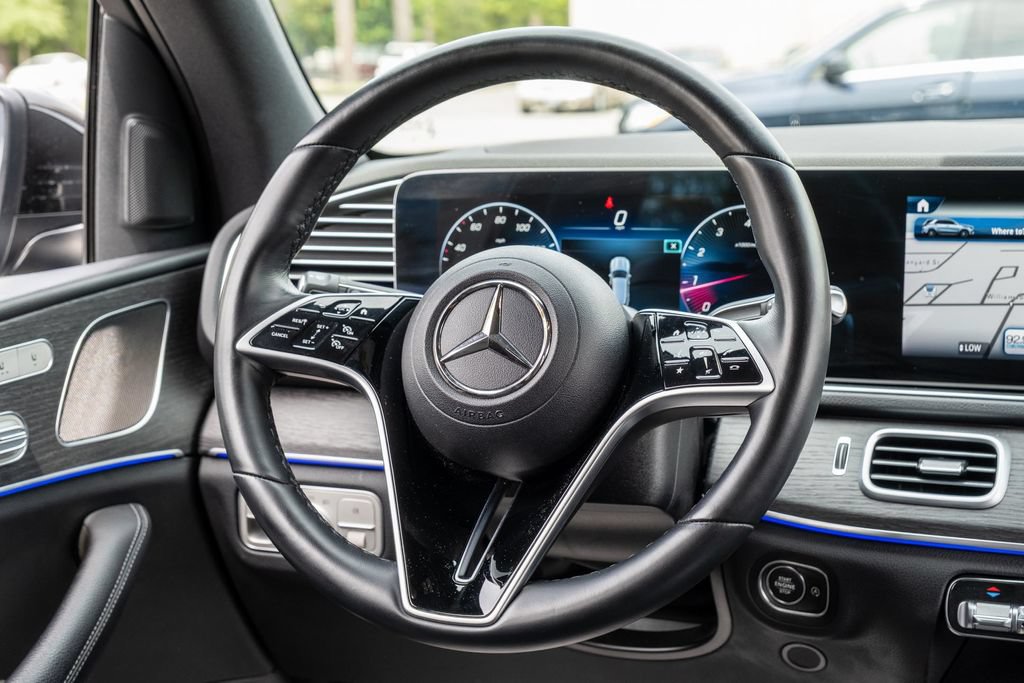 Used 2025 Mercedes-Benz GLE 350 4MATIC image 25