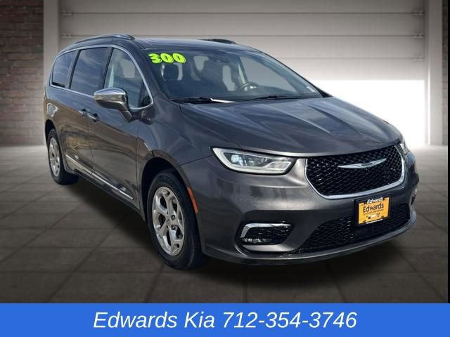 Used 2021 Chrysler Pacifica Limited