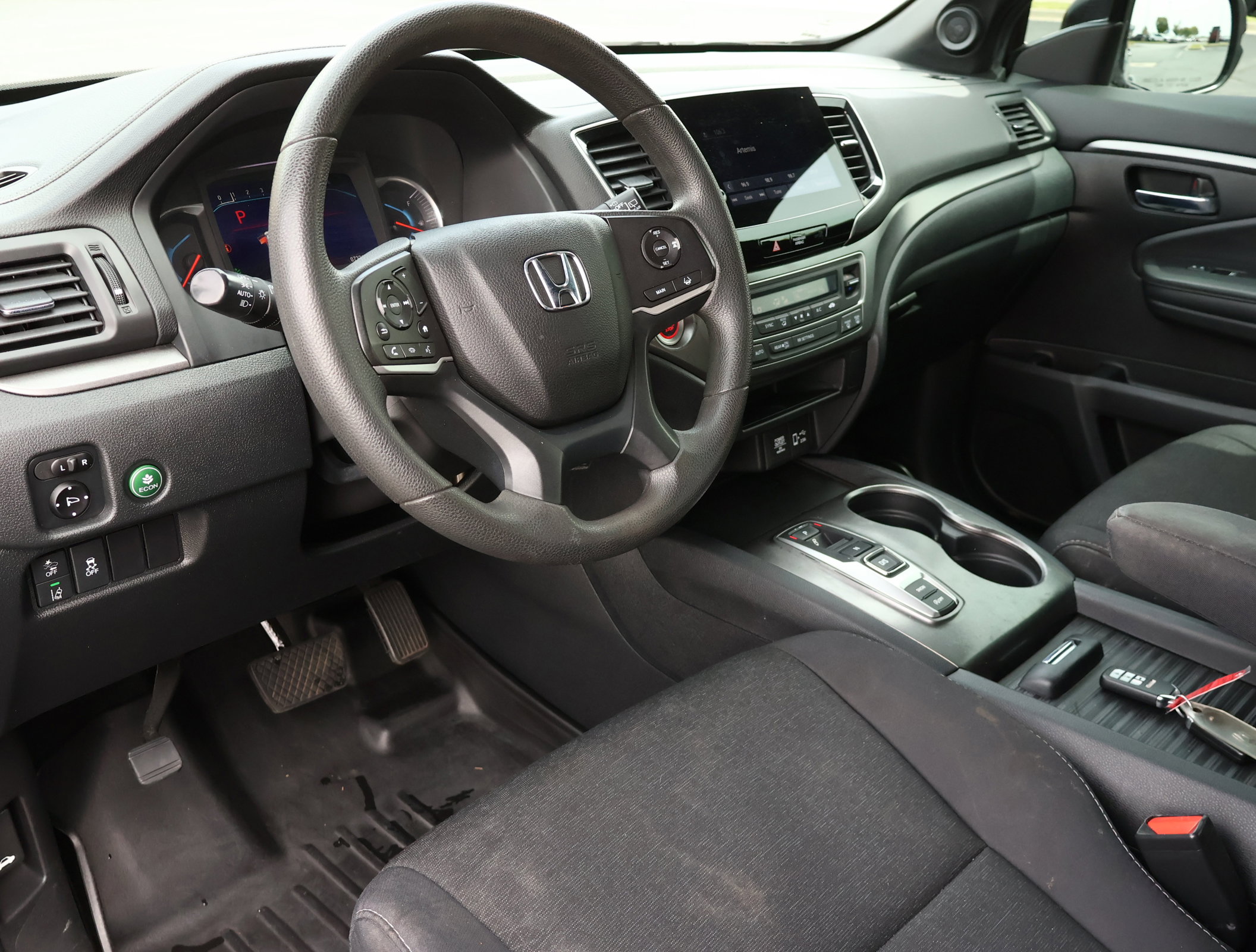 Used 2021 Honda Passport Sport image 3