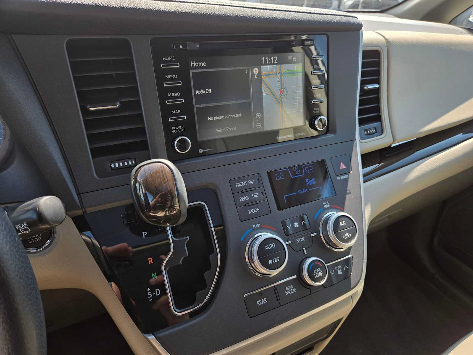 Certified 2020 Toyota Sienna XLE w/ XLE Navigation Package AWD/4WD image 29