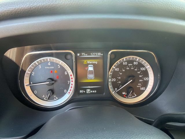 Used 2017 Nissan Titan SV RWD image 26
