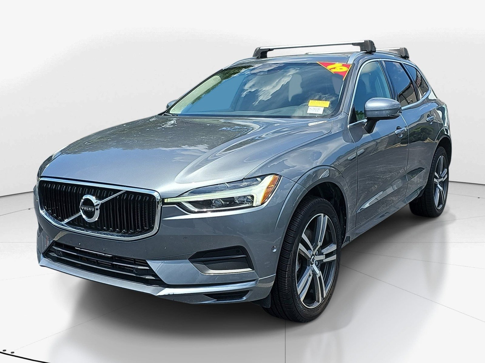 Used 2019 Volvo XC60 T6 Momentum w/ Multimedia Package AWD/4WD image 7