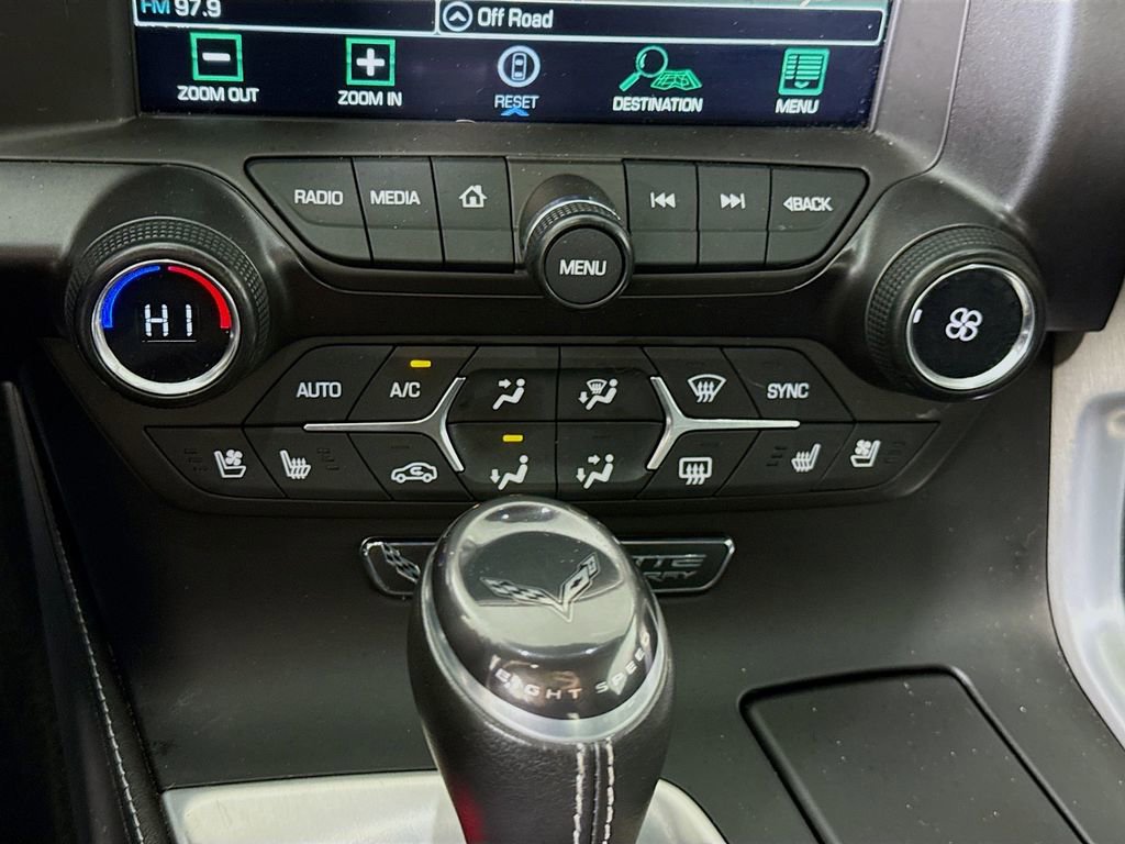 Used 2017 Chevrolet Corvette Stingray Coupe image 8
