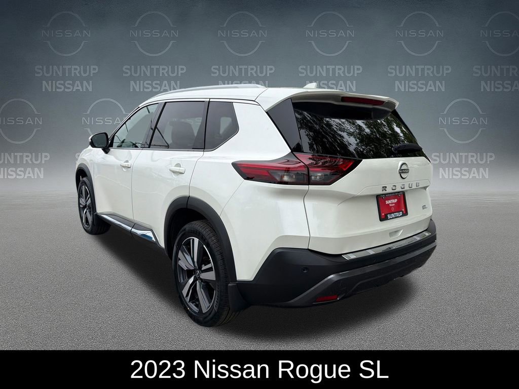 Used 2023 Nissan Rogue SL FWD image 3