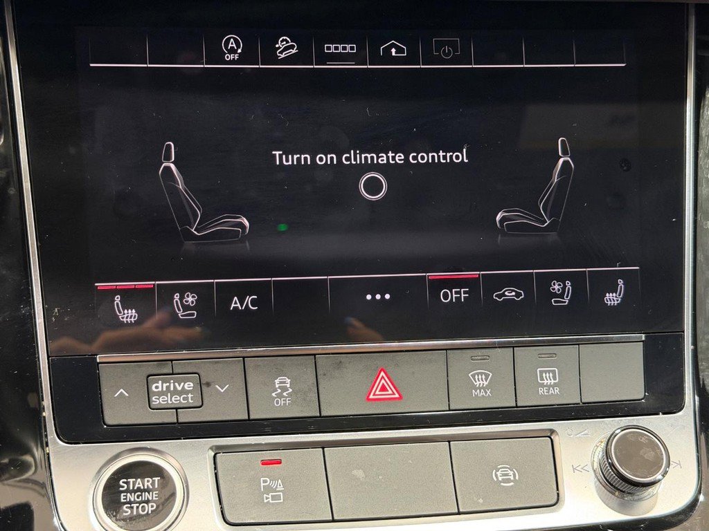 Used 2022 Audi Q8 Premium Plus w/ Premium Plus Package AWD/4WD image 24