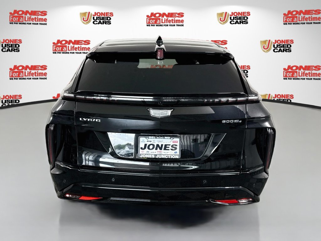 Used 2024 Cadillac Lyriq Sport AWD/4WD image 17