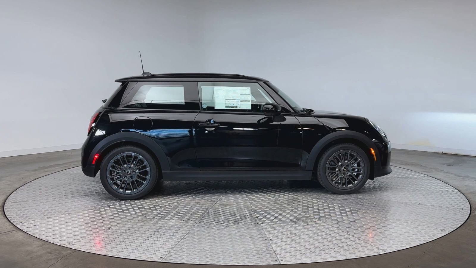 New 2026 MINI Cooper 2-Door Hardtop FWD image 9