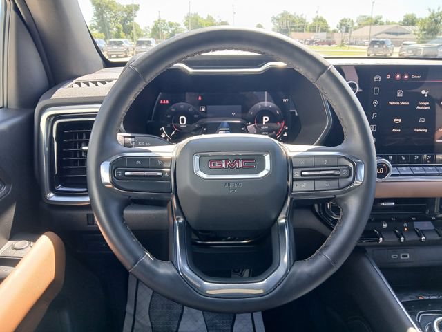 Certified 2024 GMC Canyon AT4 w/ AT4 Premium Package AWD/4WD image 22