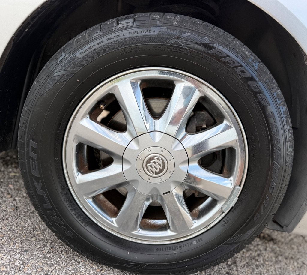 Used 2008 Buick LaCrosse CX FWD image 18