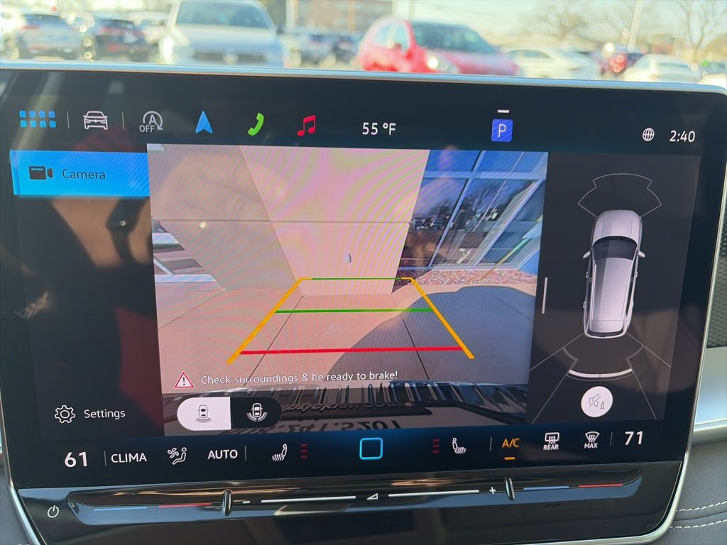 Certified 2025 Volkswagen Tiguan SE image 19