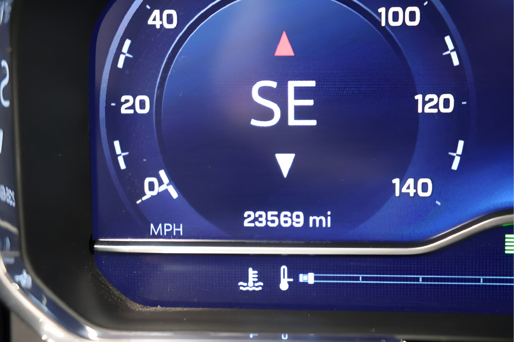 Used 2024 Chevrolet Silverado 2500 High Country w/ High Country Premium Package AWD/4WD image 13