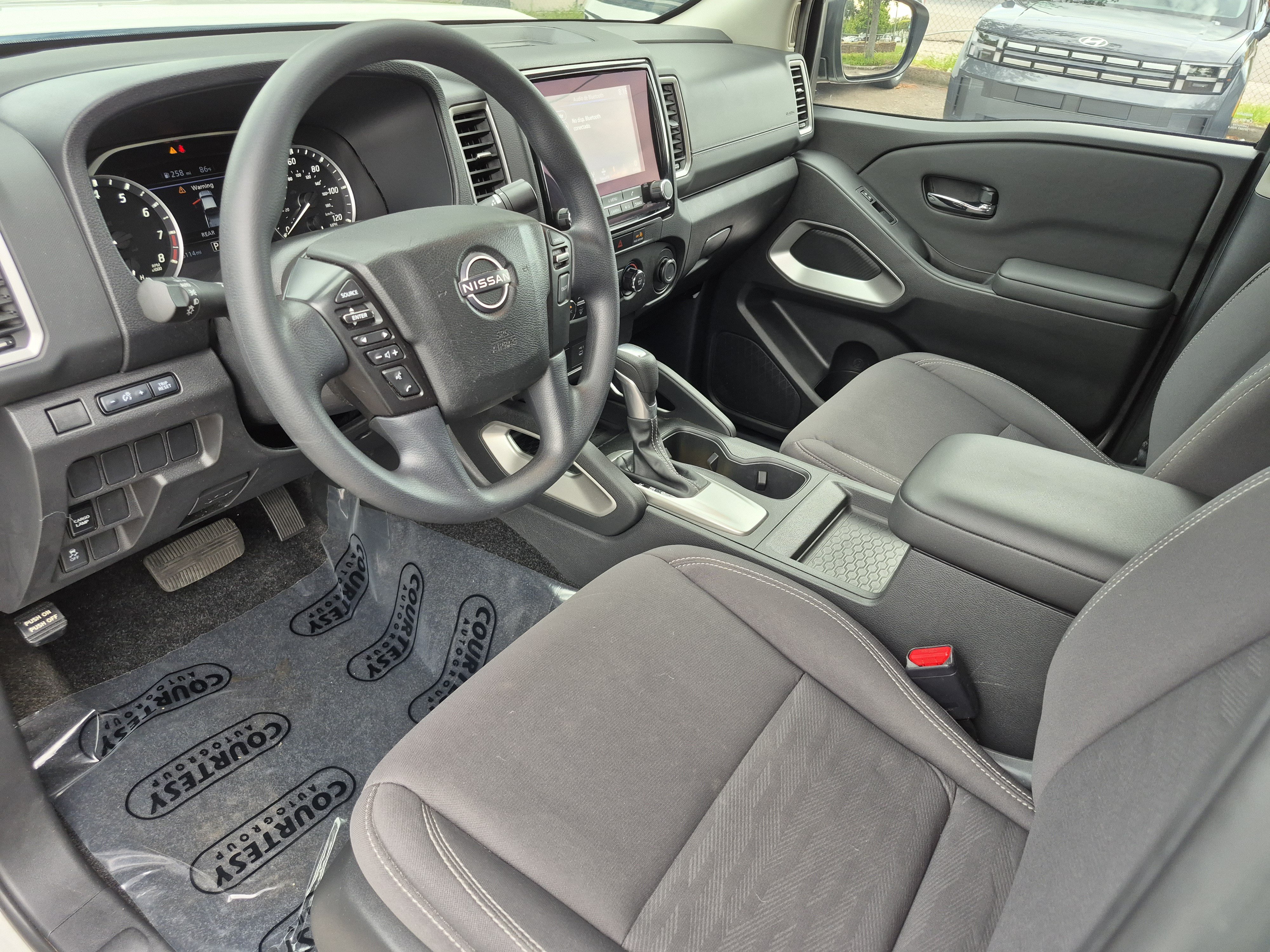 Certified 2024 Nissan Frontier SV RWD image 21