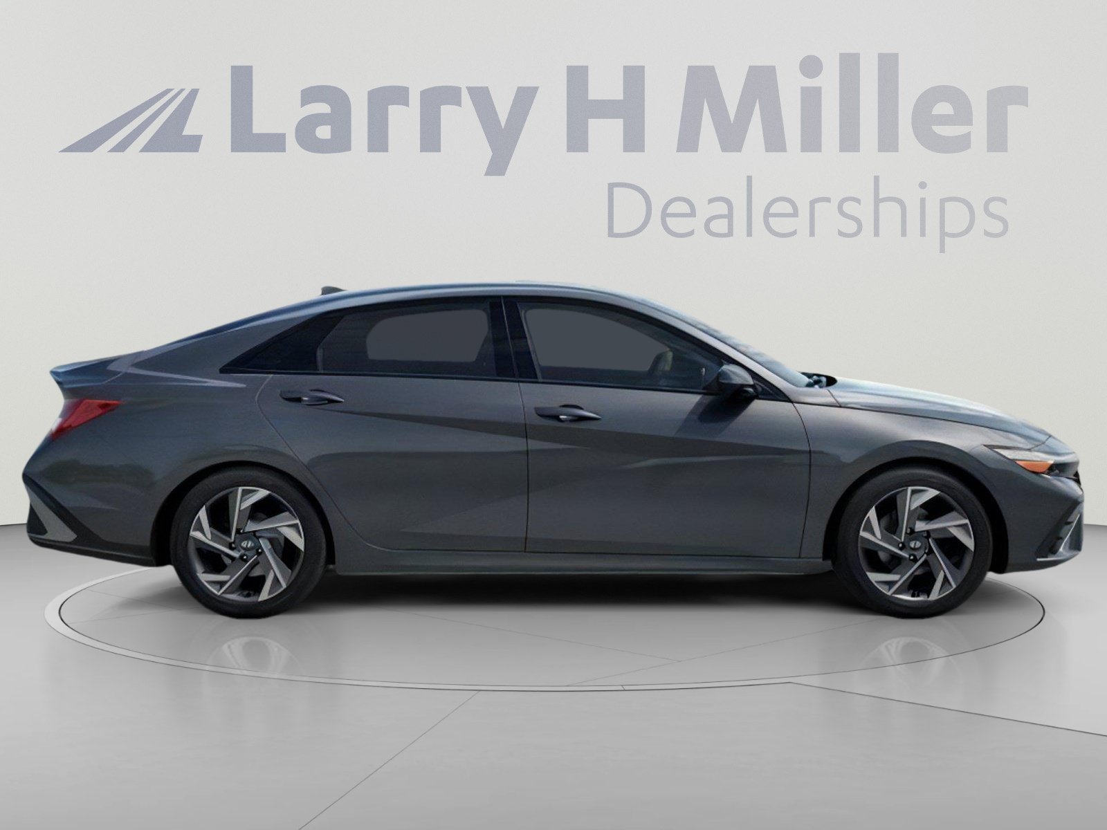 New 2026 Hyundai Elantra SEL Sport FWD image 7