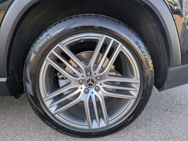 Used 2022 Mercedes-Benz GLS 450 4MATIC image 25