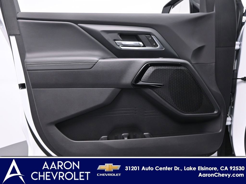 New 2026 Chevrolet Silverado EV LT image 27