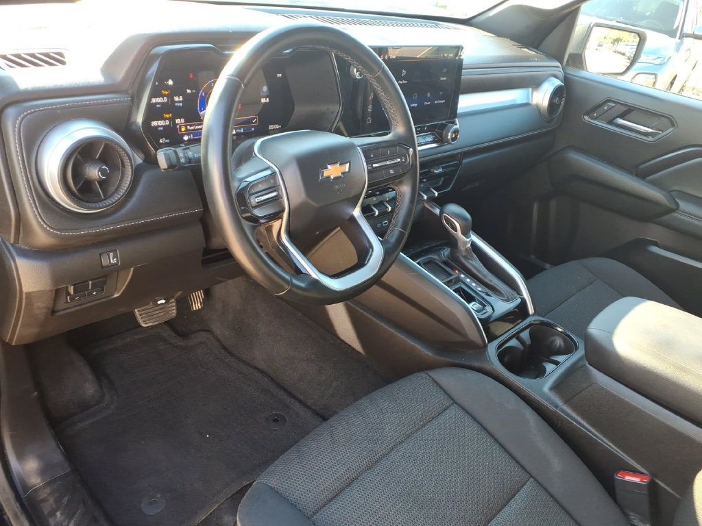 Certified 2025 Chevrolet Colorado LT w/ Advanced Trailering Package RWD image 12