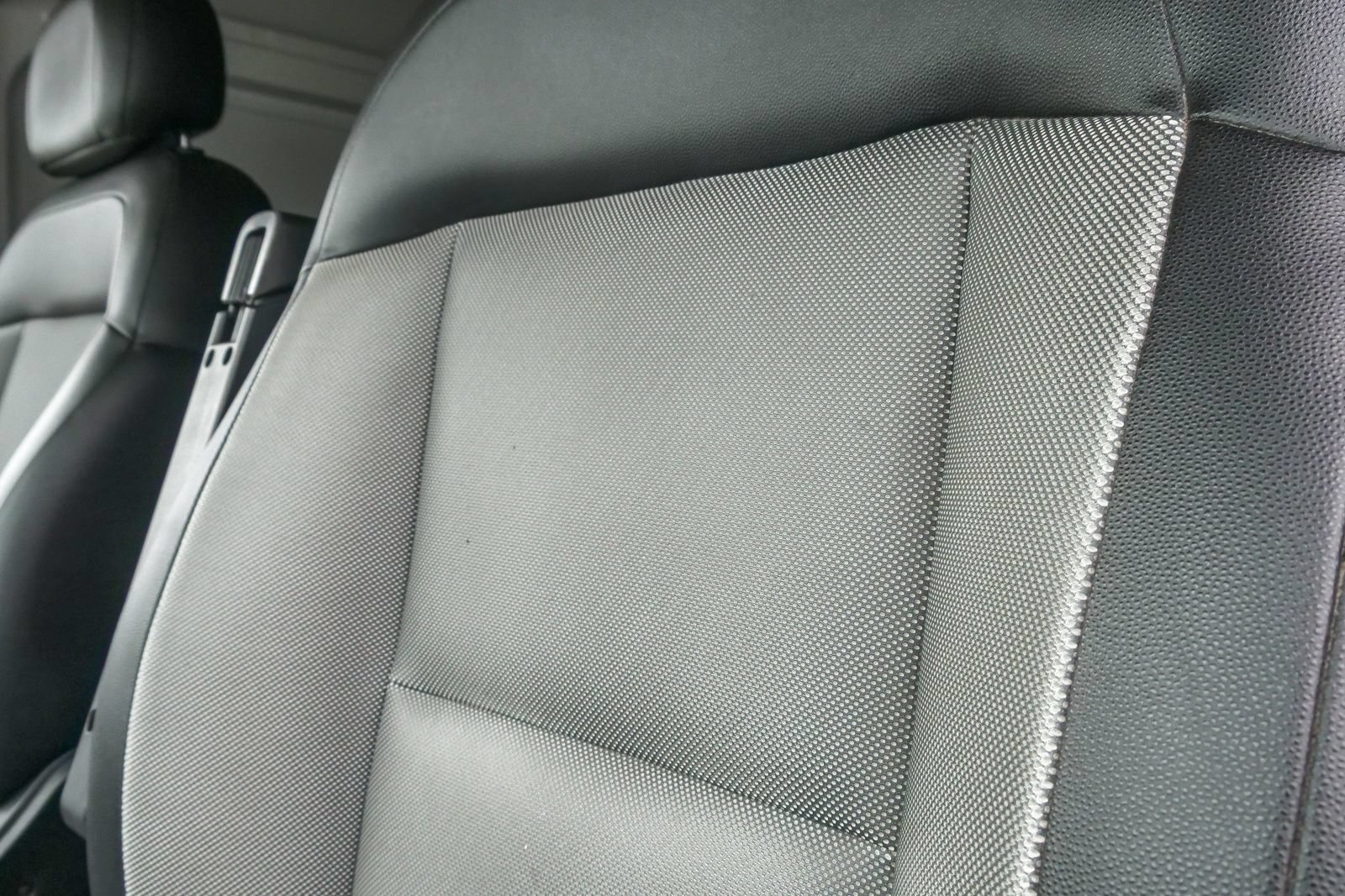 Used 2016 RAM ProMaster 2500 w/ Interior Convenience Group FWD image 16