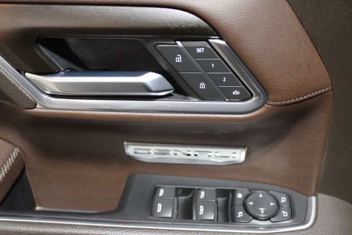 Used 2025 GMC Sierra 1500 Denali w/ Denali Reserve Package image 19