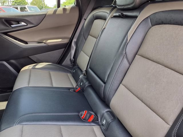 Used 2025 Chevrolet Equinox LT w/ Convenience Package II AWD/4WD image 7