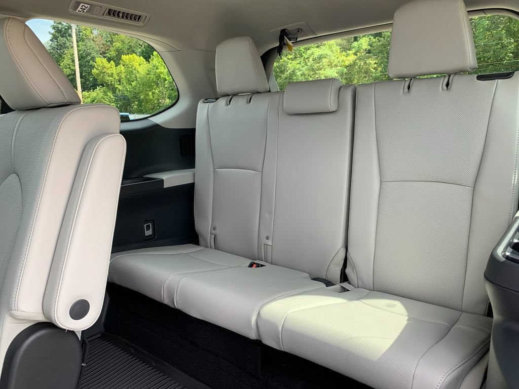 Used 2026 Toyota Grand Highlander AWD Hybrid image 18