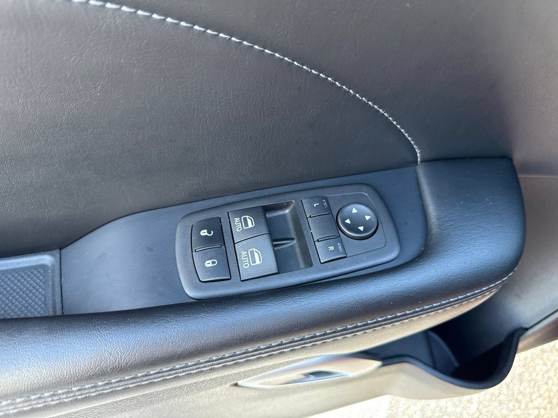 Used 2023 Dodge Challenger R/T Scat Pack RWD image 16